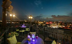 Trangtrang Premium Hotel & Sky Bar  4*